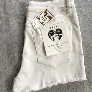 Obey White shorts
